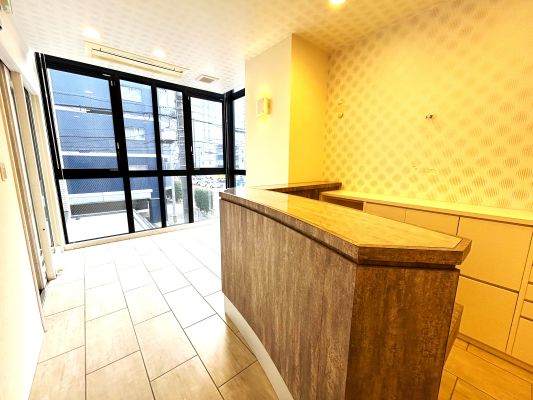 東区　クリニック居抜き　2階